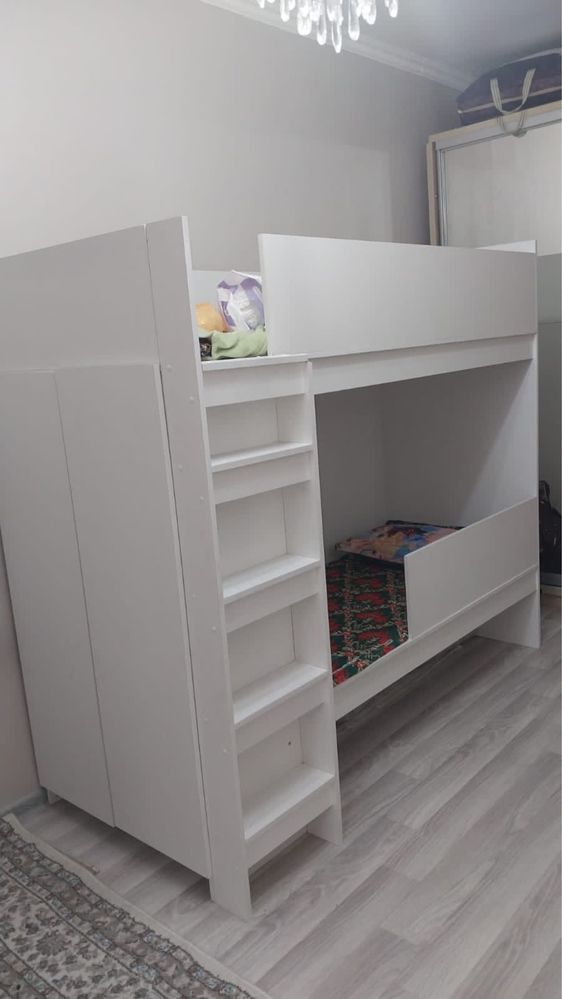 Продам детскую кровать.