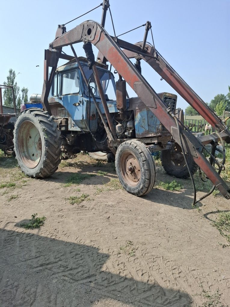 Продам МТЗ,стагамет ковш вилы есть