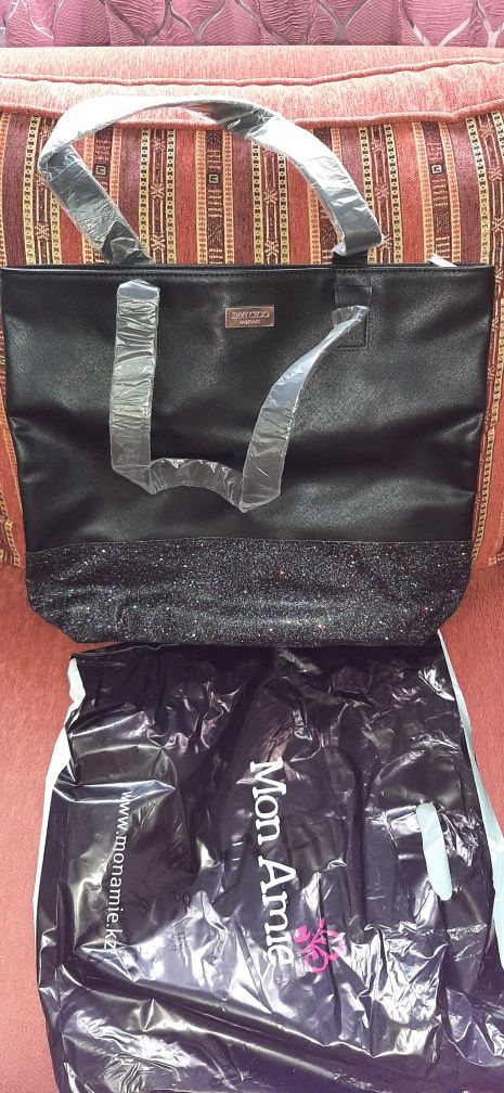 Продам сумку Jimmy Choo