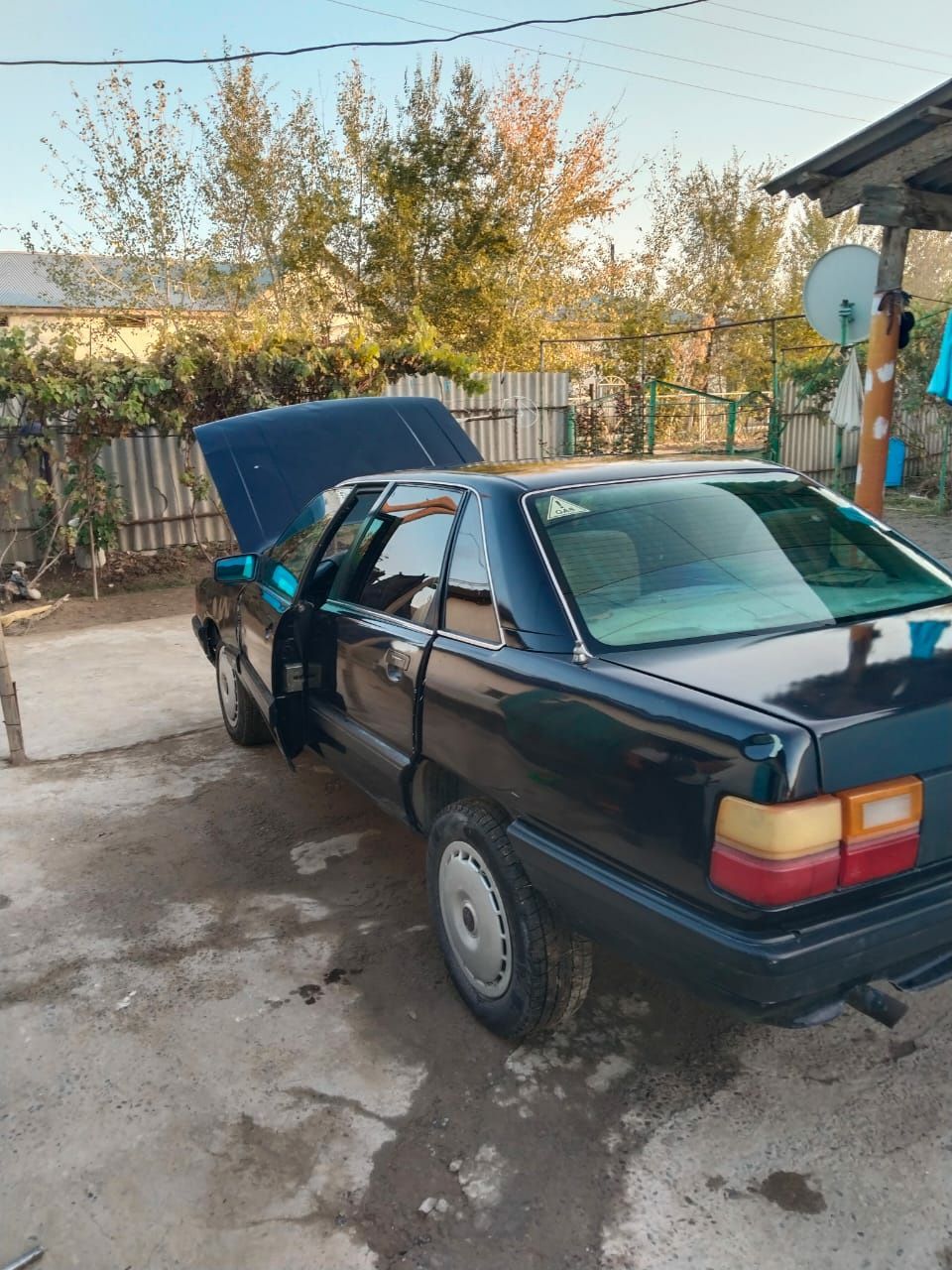 Продам Ауди 100 2.3