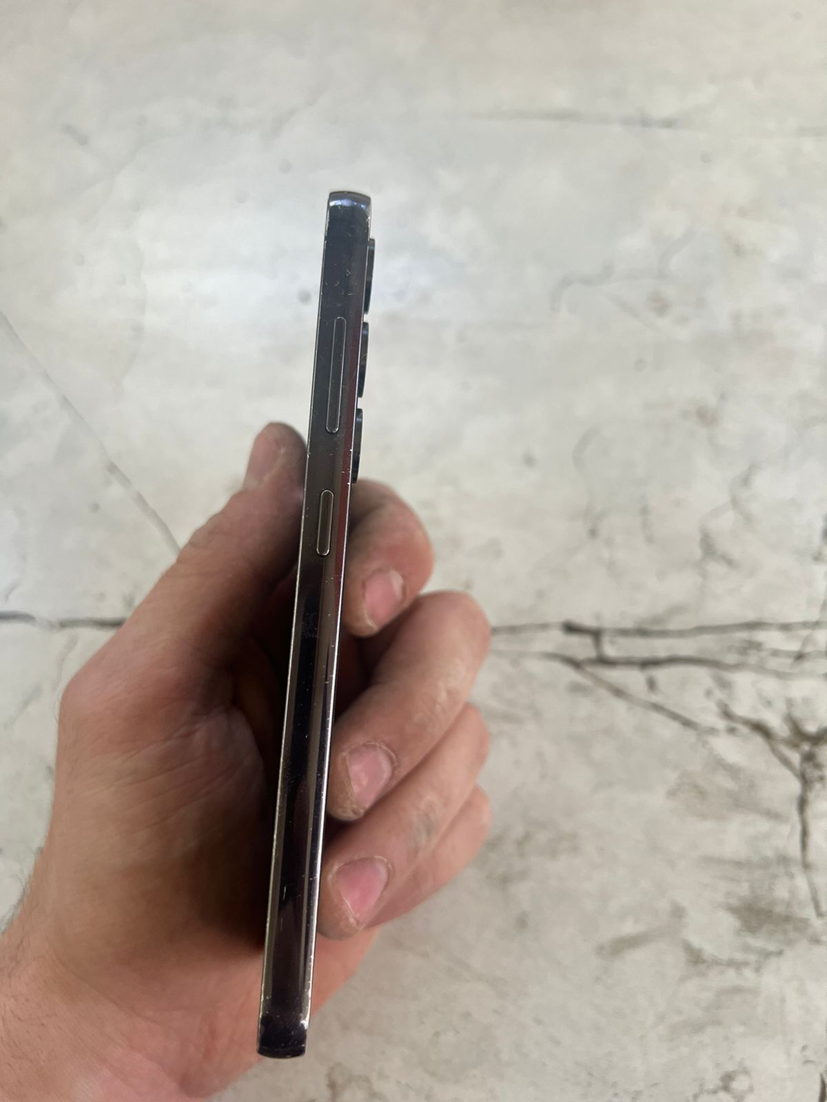 Samsung galaxy s 23  продам
