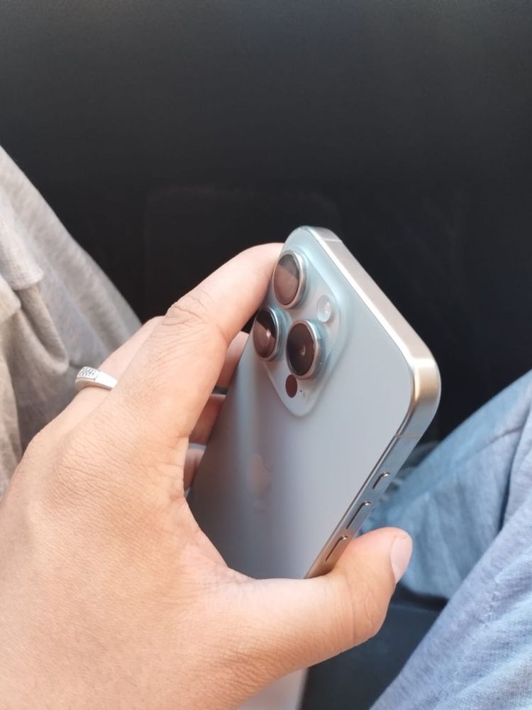 Iphone 15 pro,с гарантией