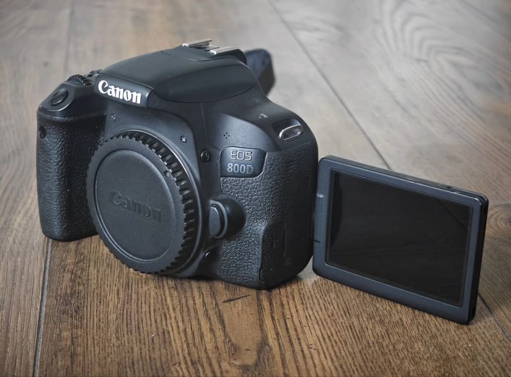 Продам Canon 800d