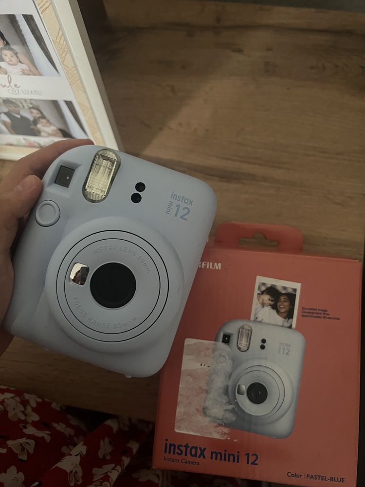 instax mini 12. новый.