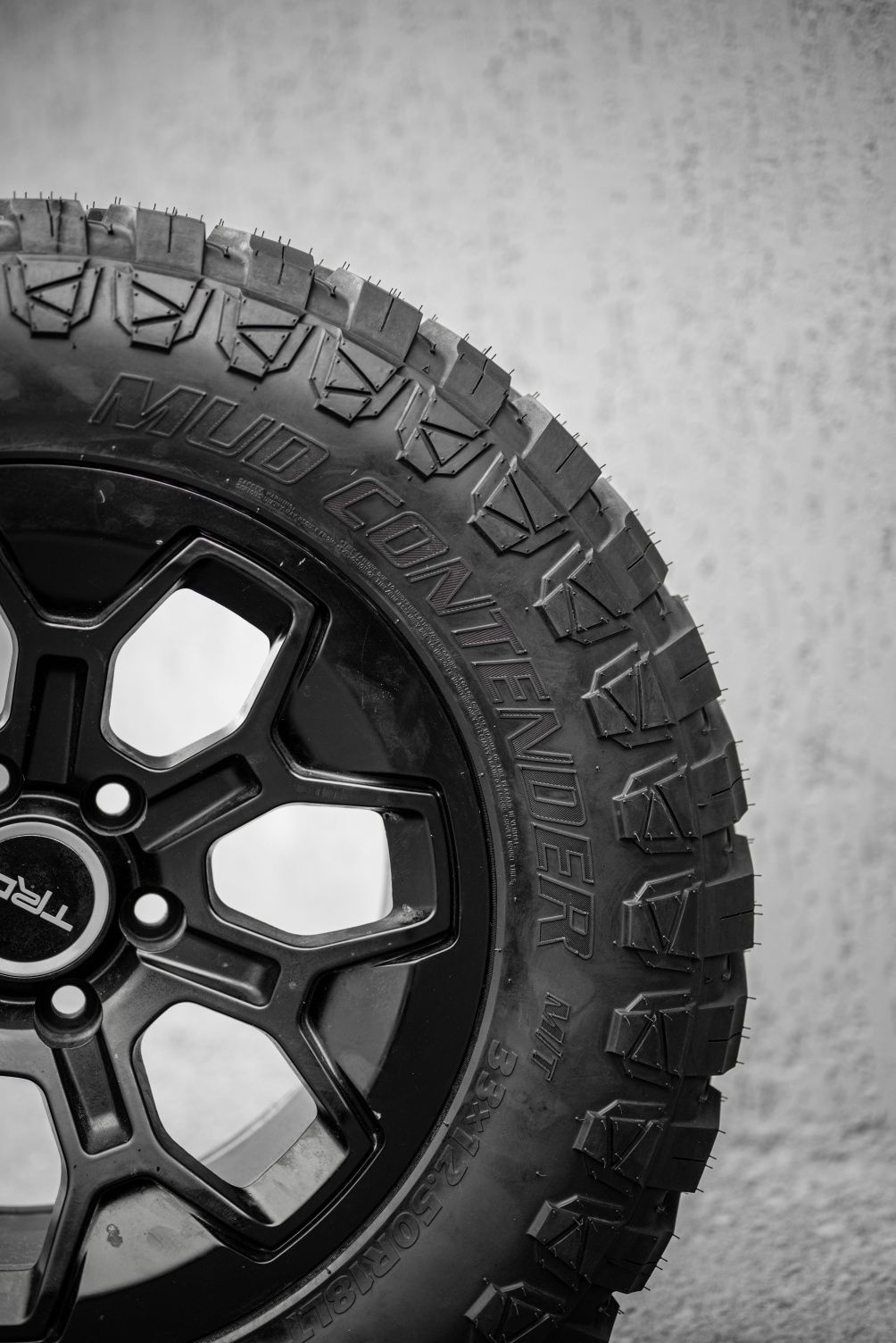 33x12.50R20 114Q Three-A LT Mud Contender M/T