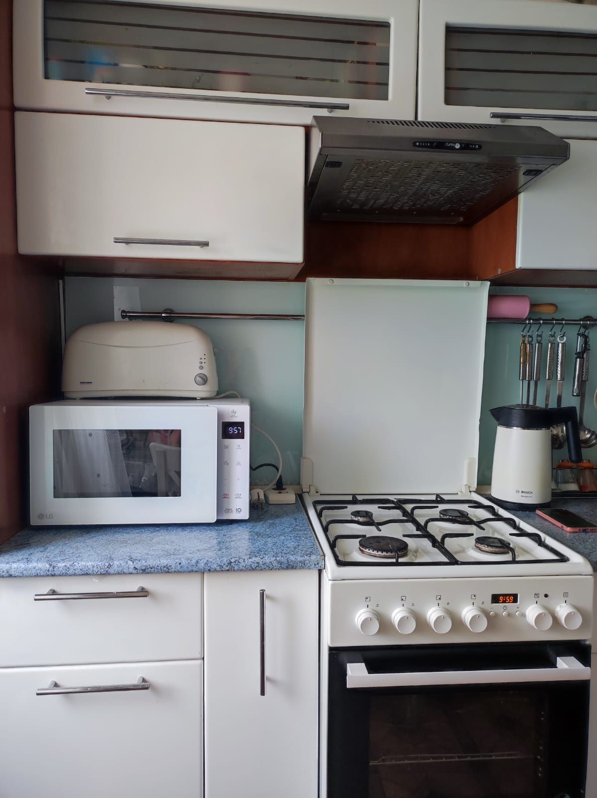 Продам кухонный гарнитур