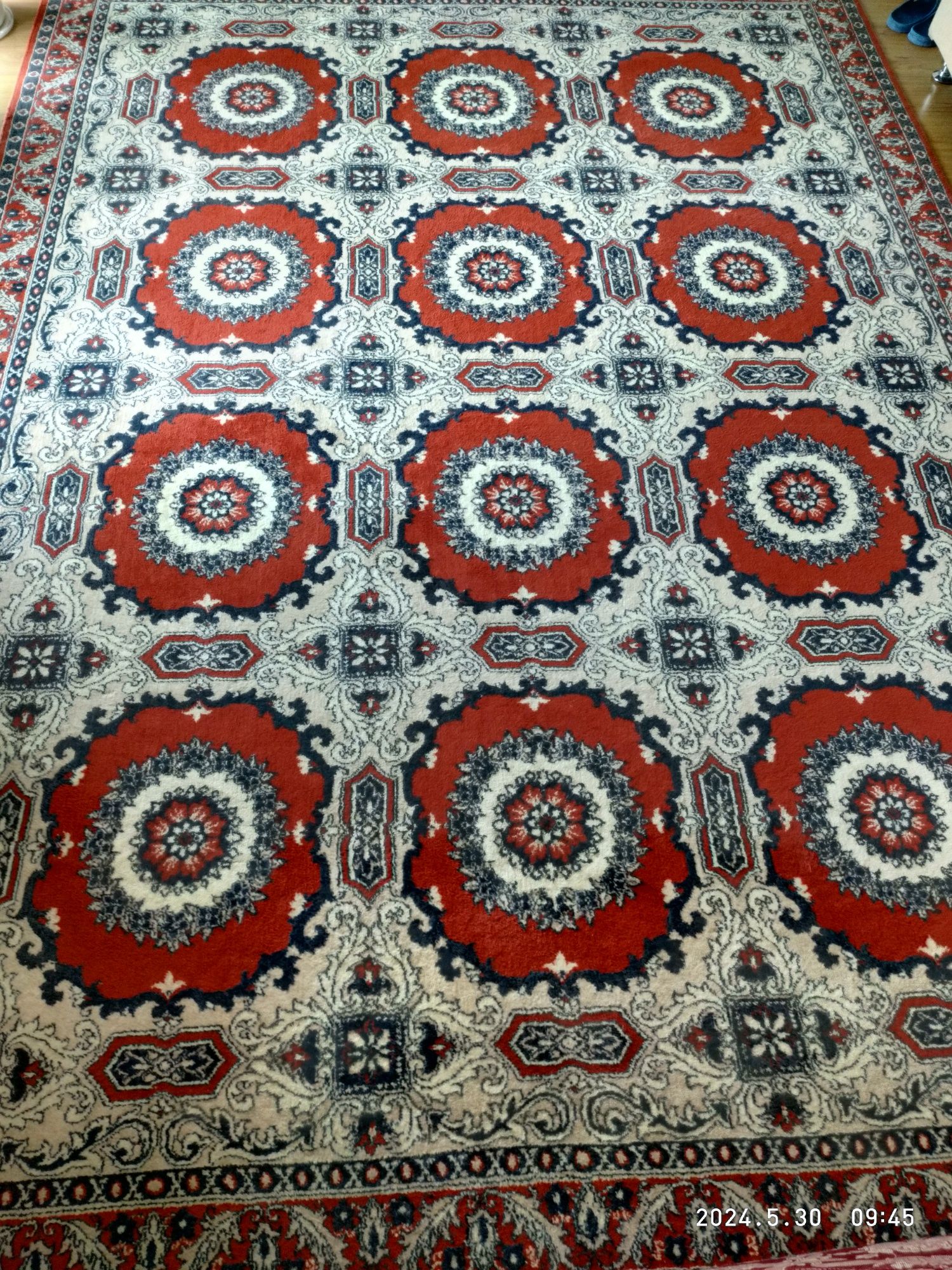 Ковры чистошерстяные