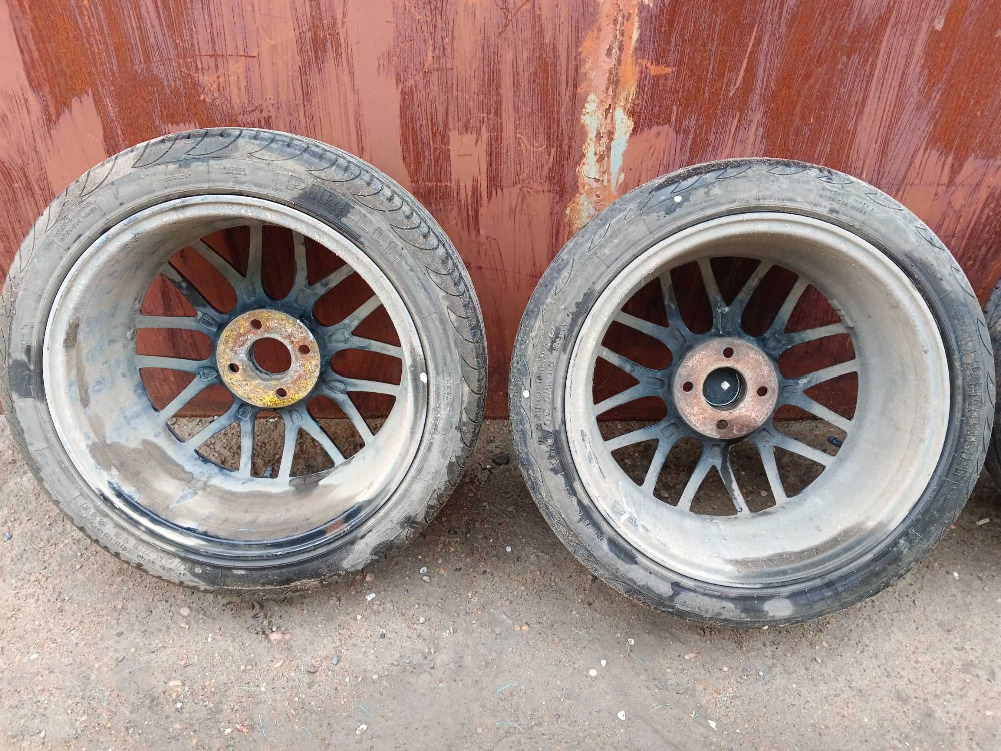 Продам диски с резиной r16