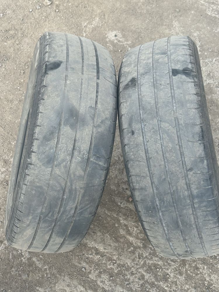 Продам 2 комплекта шин