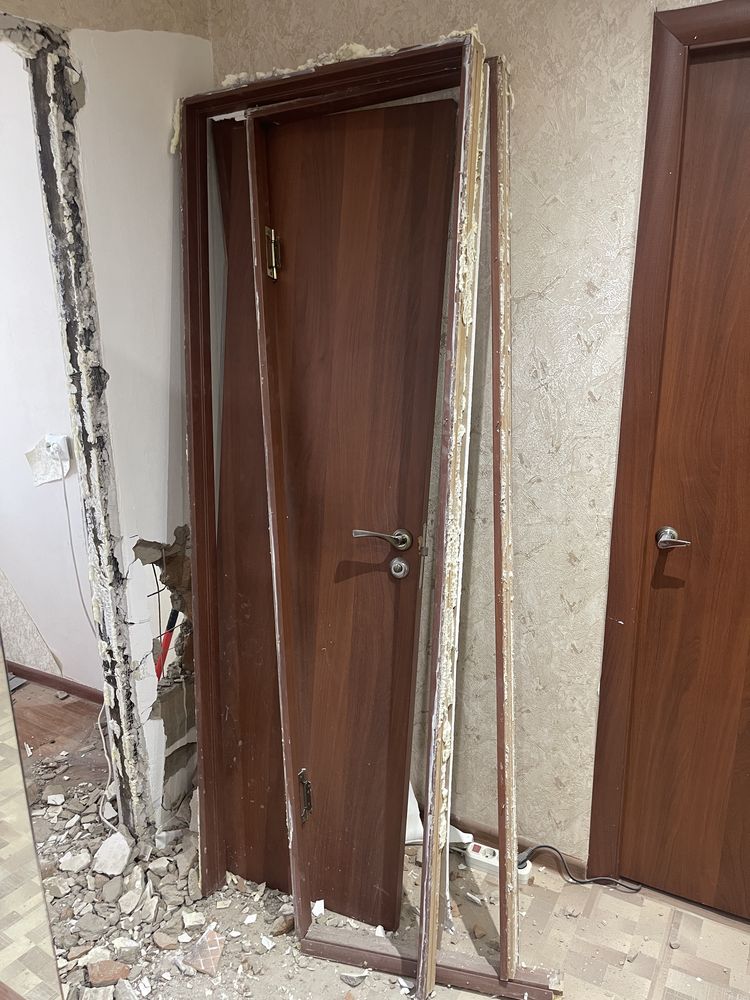 Продается межкомнатные двери в хорошем качестве
