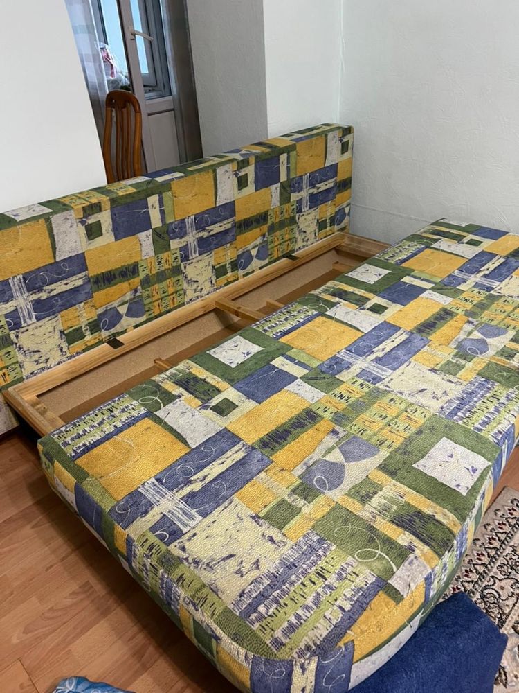 Продам софу- диван