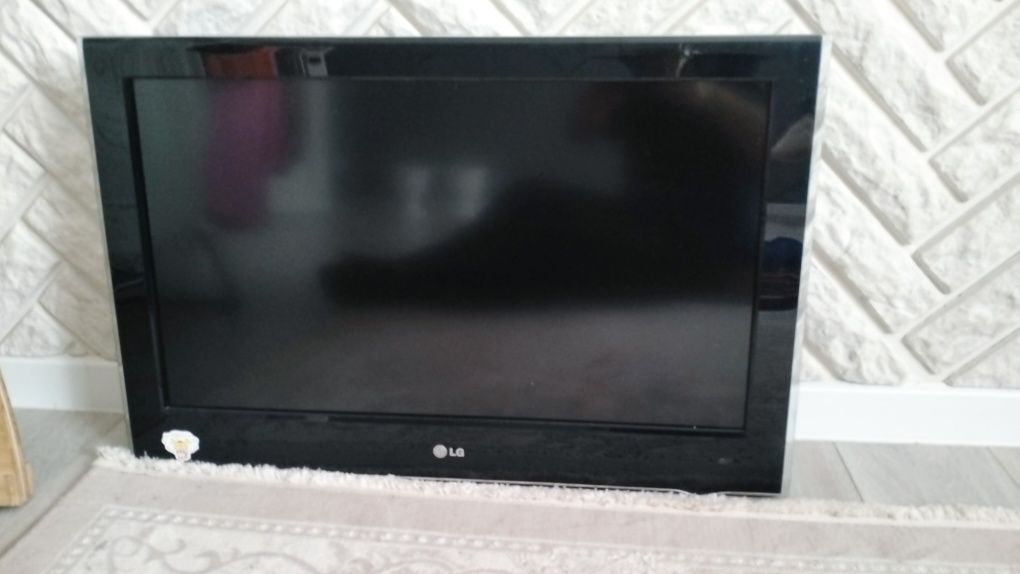 Теледидар Телевизор LG  Сатылады Запчасқа
