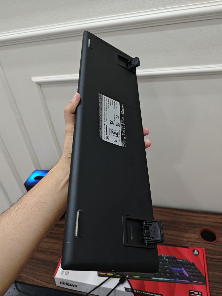 Продам клавиатуру HyperX alloy origins