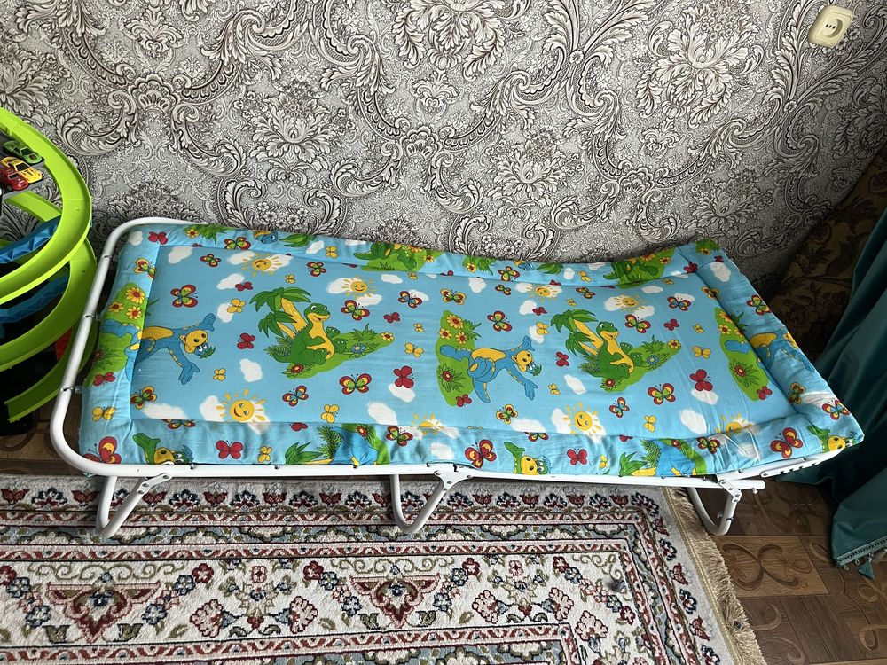 Продам детскую раскладушку