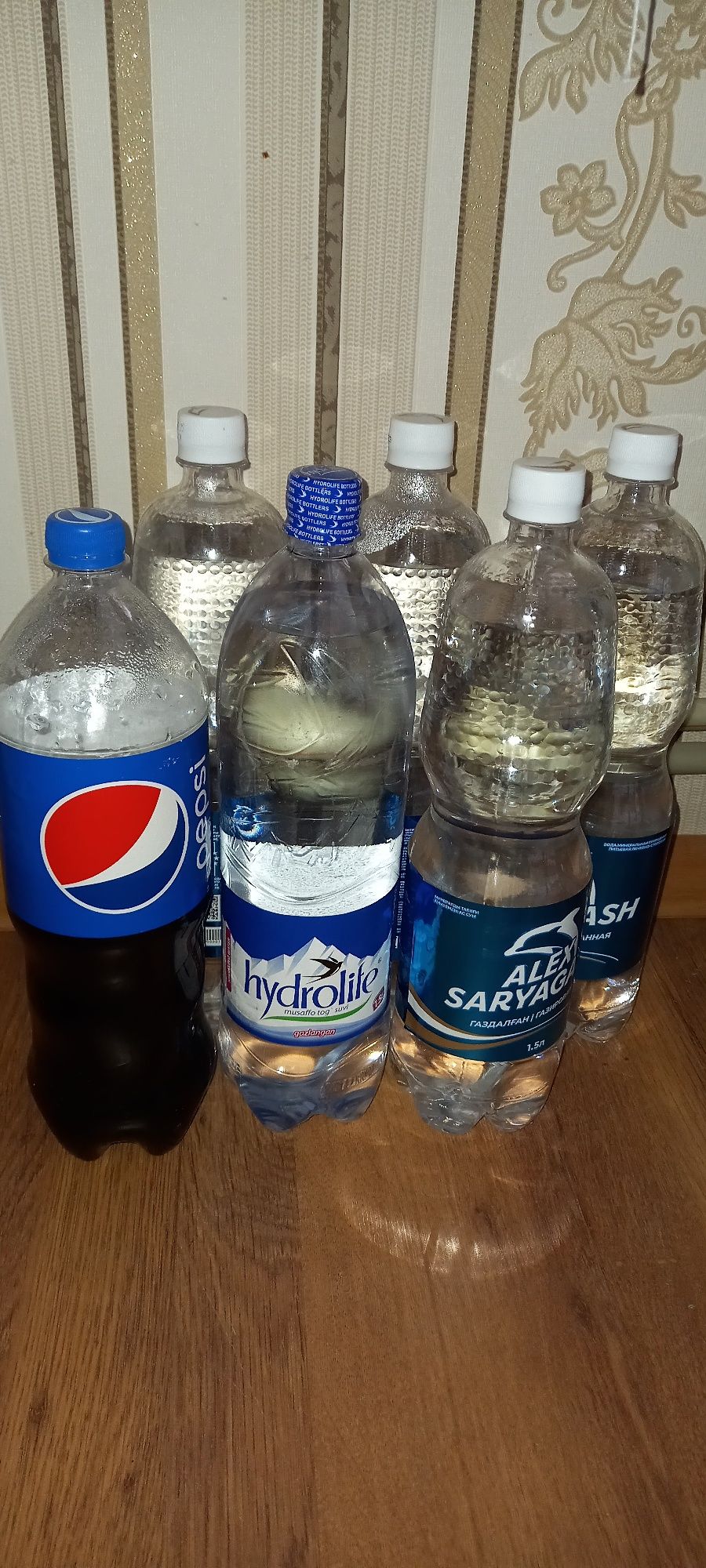 Баклажки 1-1.5-2 литра, 40-50 штук.