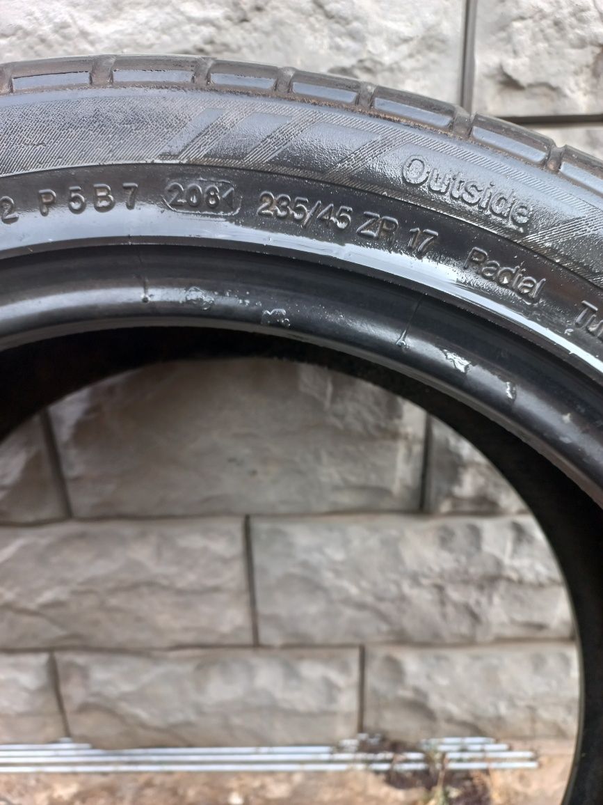 Продам шины две размер 235/60 R 16 фирмы Данлоп