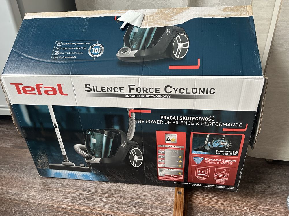 Продаю пылесос tifal
