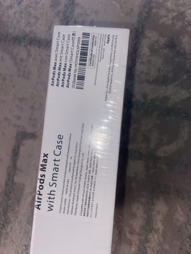 AirPods Max новые