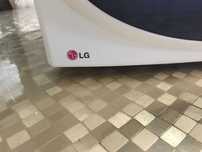 Продам микроволновую печь - L G  -в хорошем состоянии