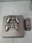 Playstation 4 slim 500 гб + 2 геймпада, док станция ,4 игры