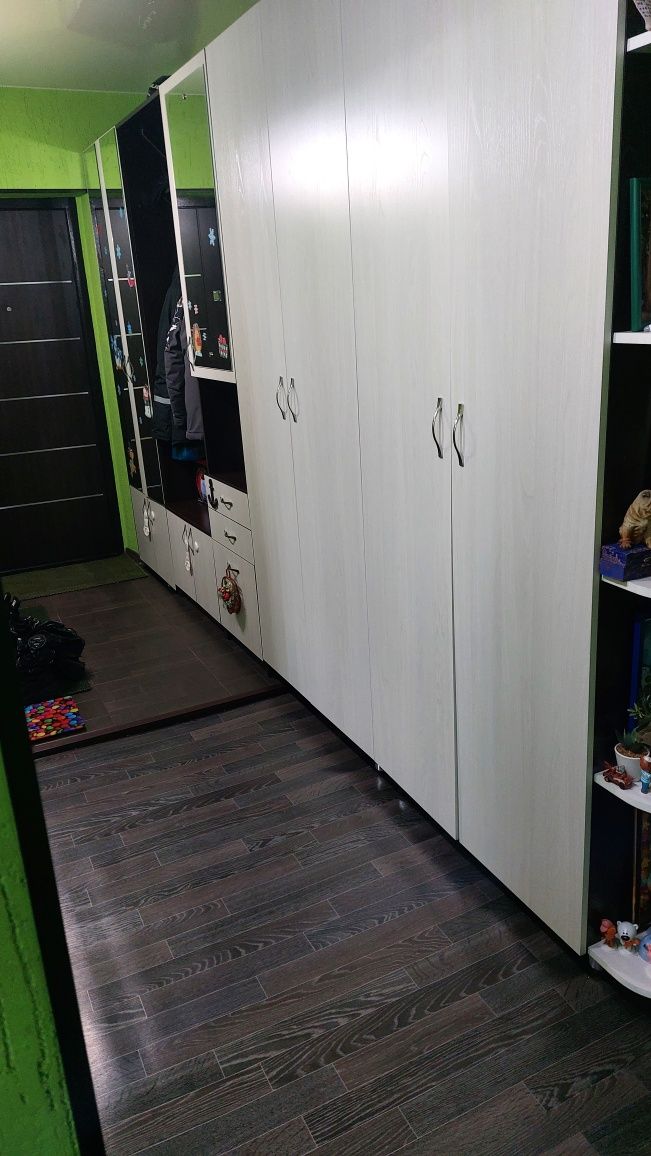 Продам квартиру 2х комнатную в районе кирзавода по улице Щербакова