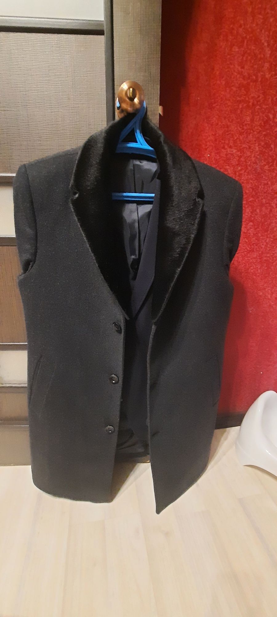 Продам пальто мужское