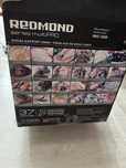 Продам мультиварку redmont rmc-m38