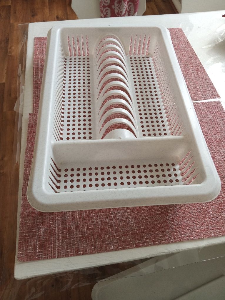 Продам сушилка для посуды.