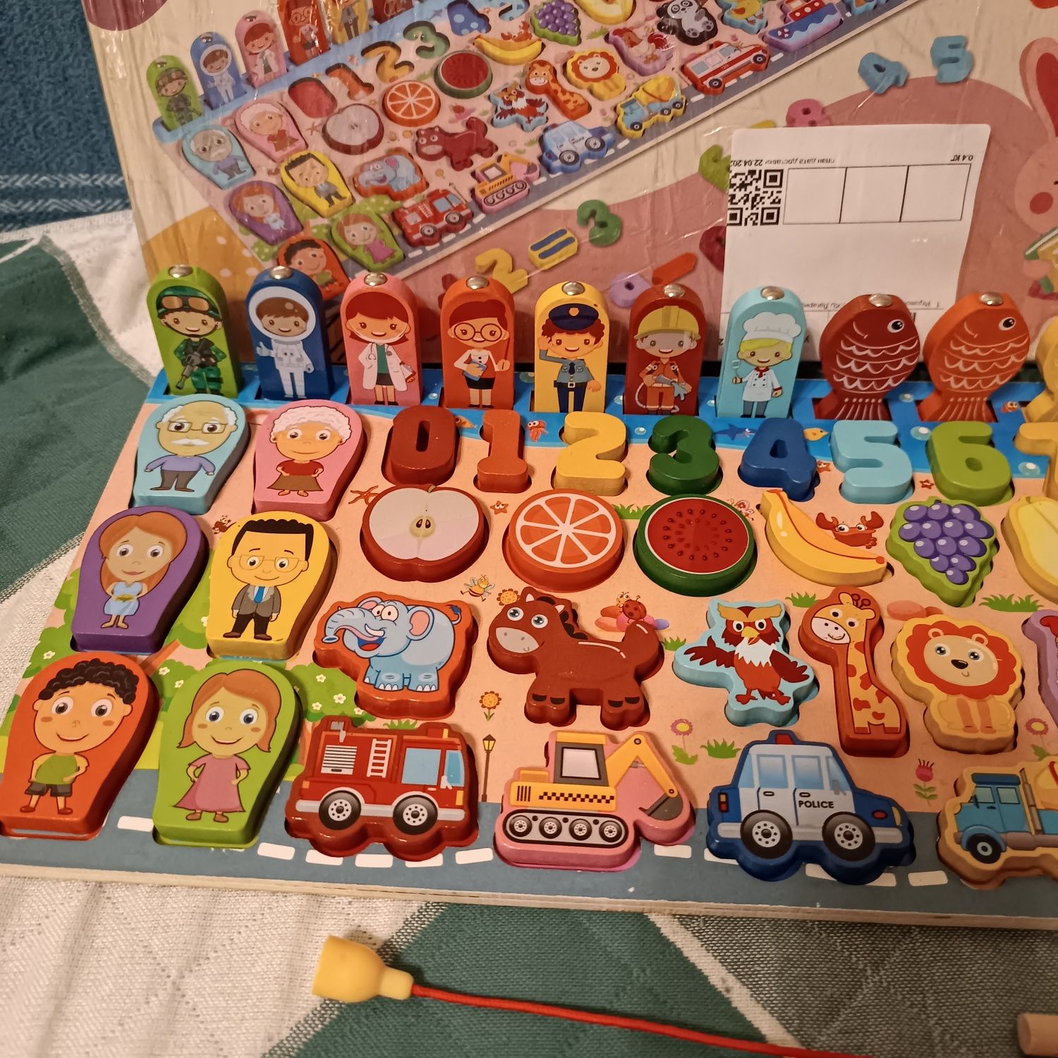 Продам деревянный набор игрушек