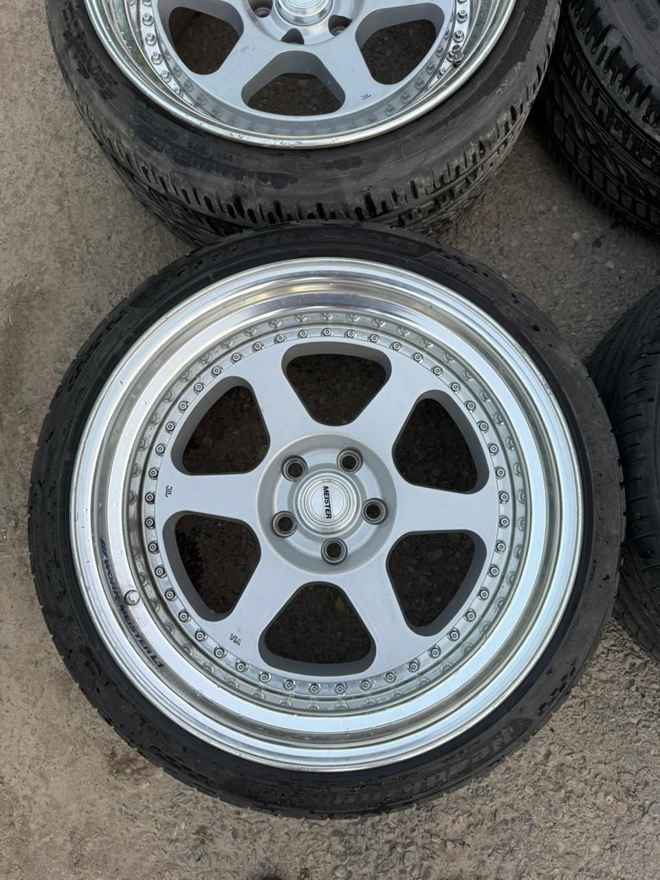 Колесо на Mercedes w124