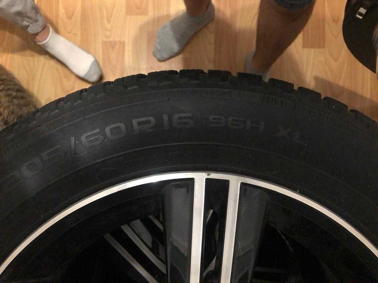 Продам диски с шинами