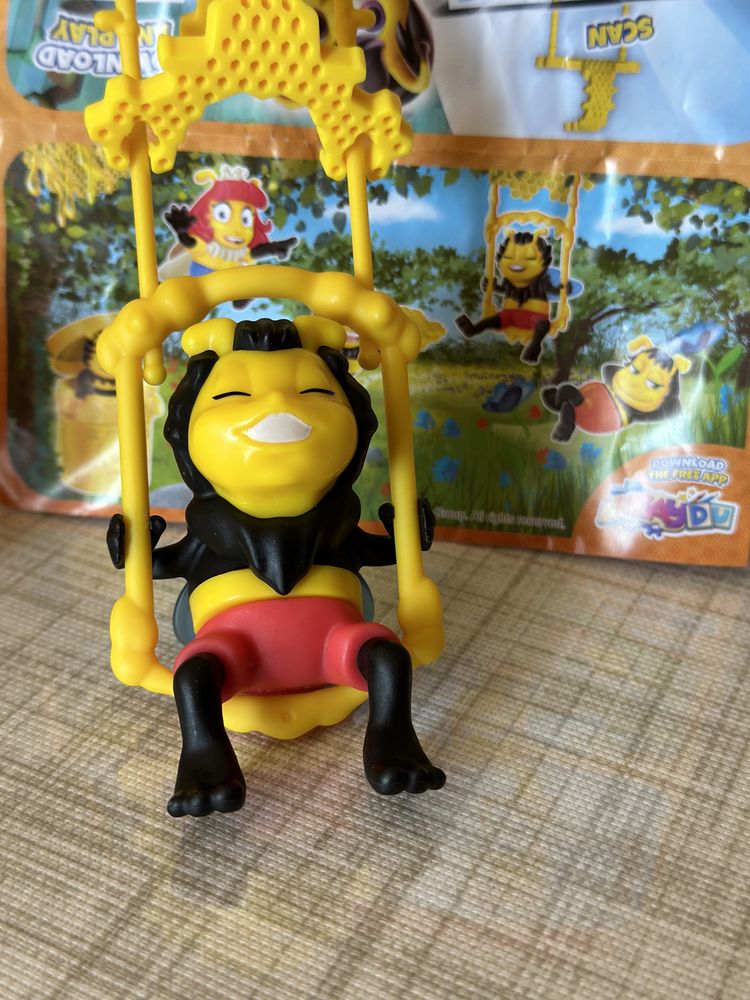 Magiki, Kinder Surprise Maxi