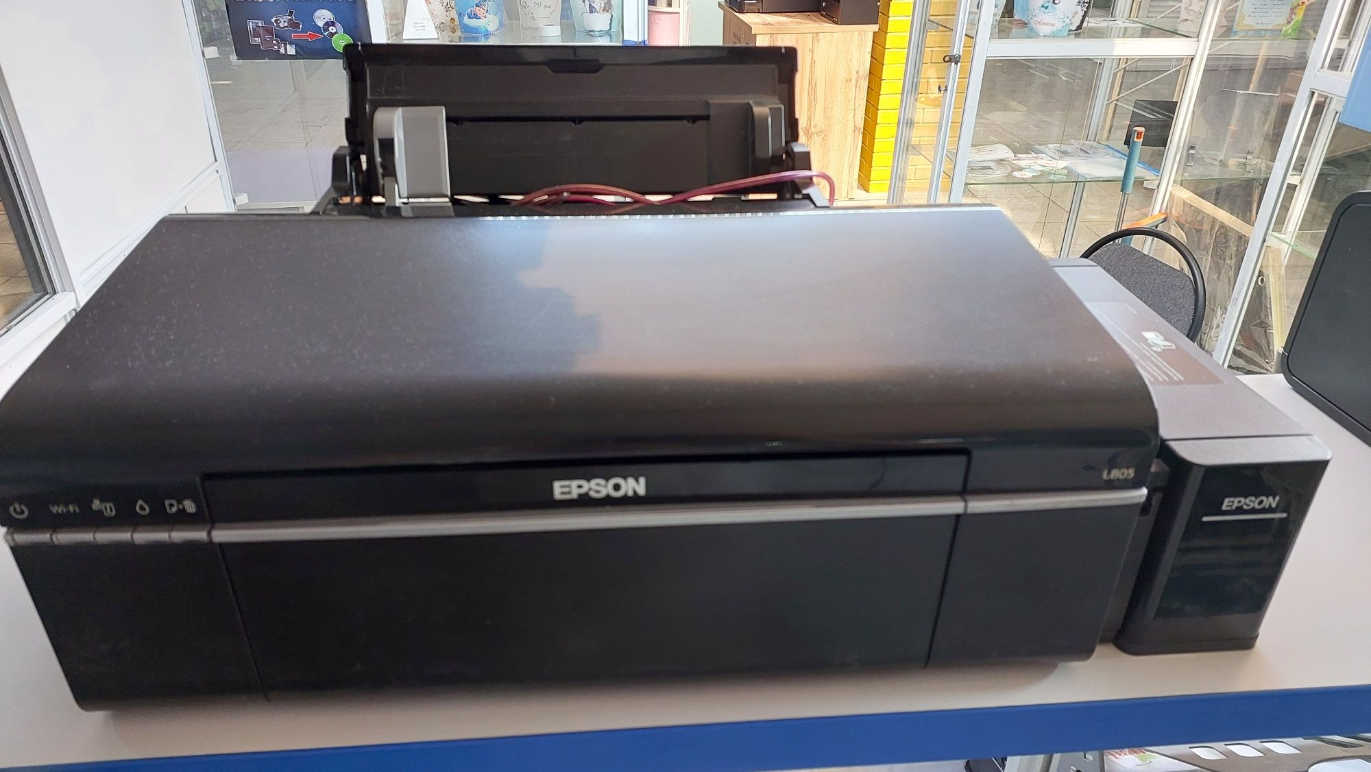 Принтр л 805 цветной