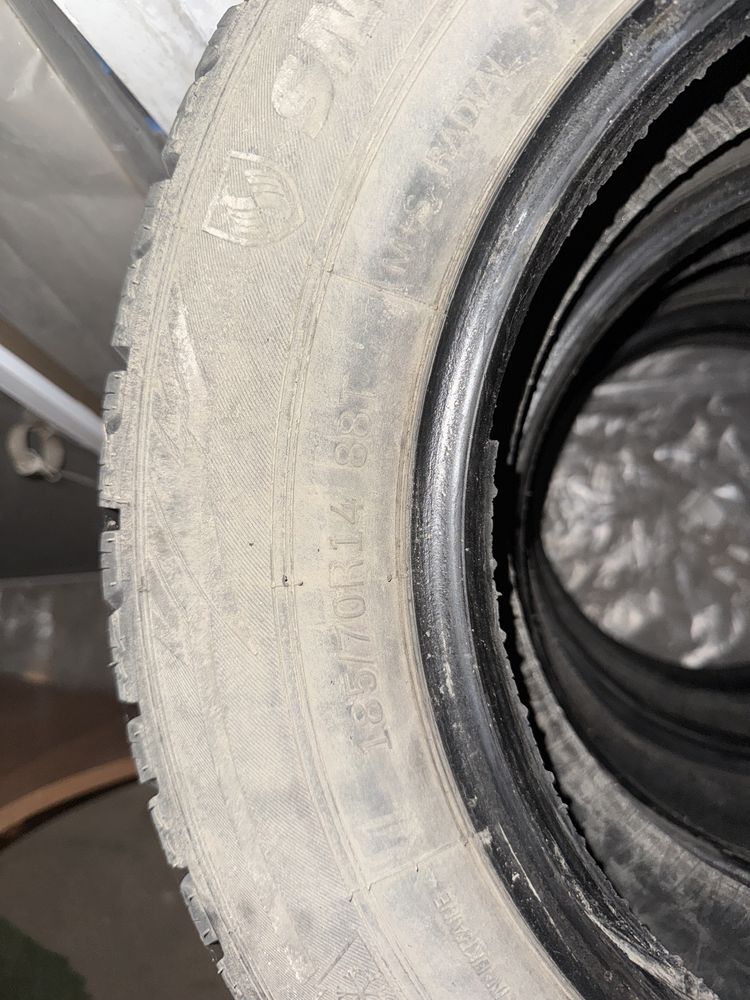 Зимние шины Rosava 185/70 R14
