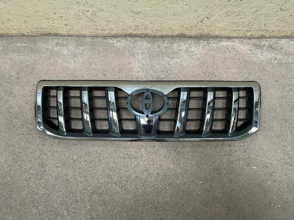 Решетка радиатора Тойота Прадо 120/Toyota LCR Prado 120/ 2006