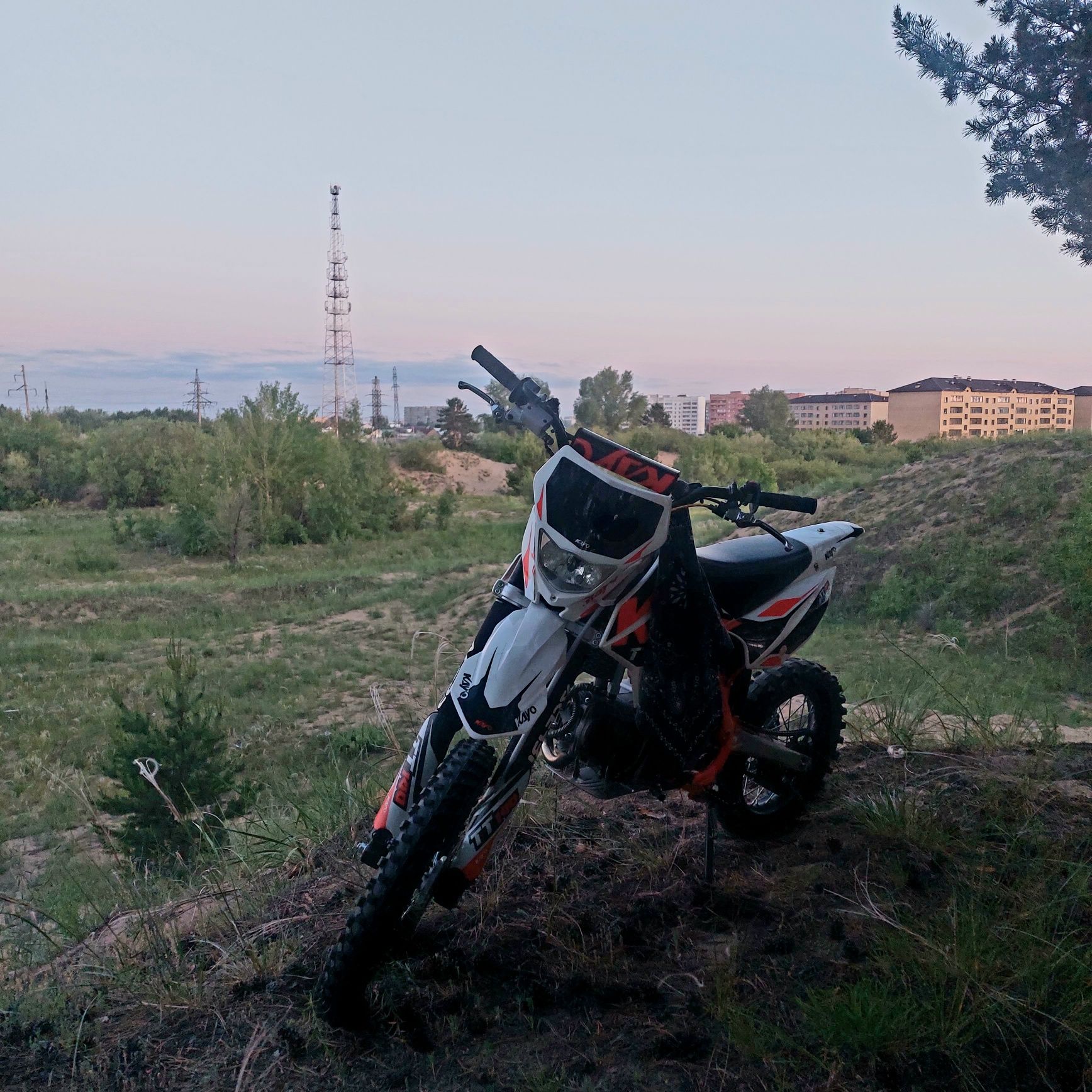 Продам пит байк kayo tt 140