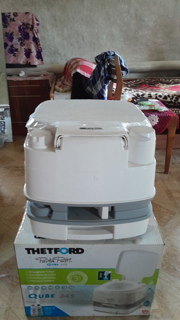 Биотуалет Porta Potti Qube