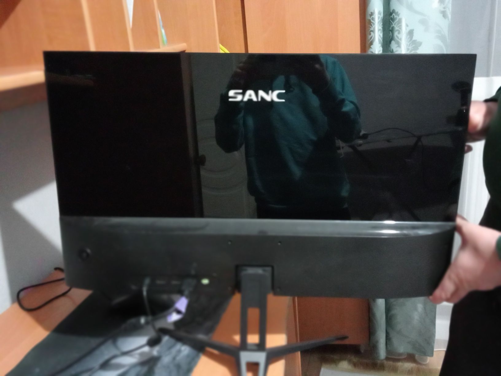 Продаю игровой монитор Sanc