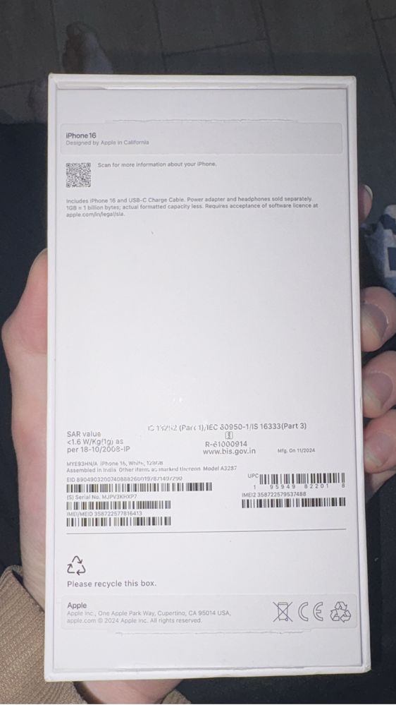 Iphone 16 , 1год гарантия есть! Ёмкость 100%