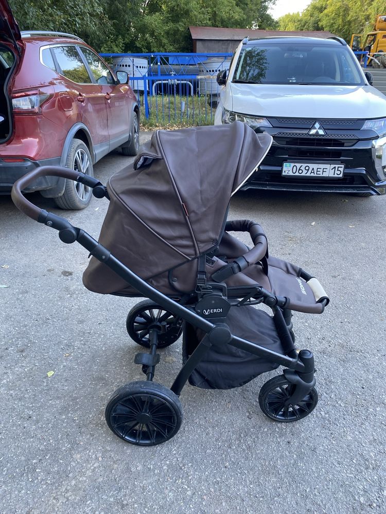 Продам коляску 3 в 1 Verdi Sonic Soft + подарок