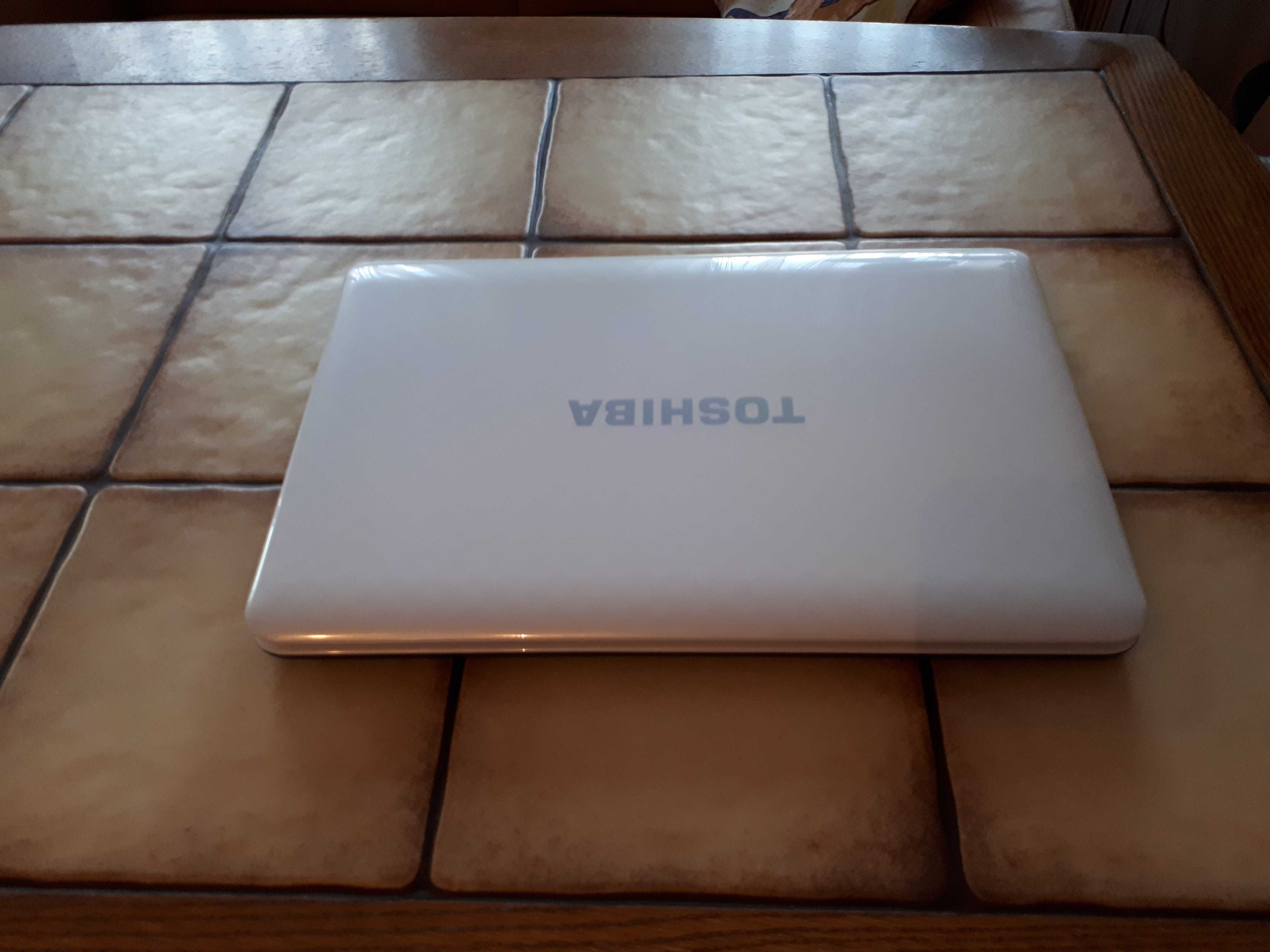 Ноутбук Toshiba Satellite/Тошиба  L755-1FK