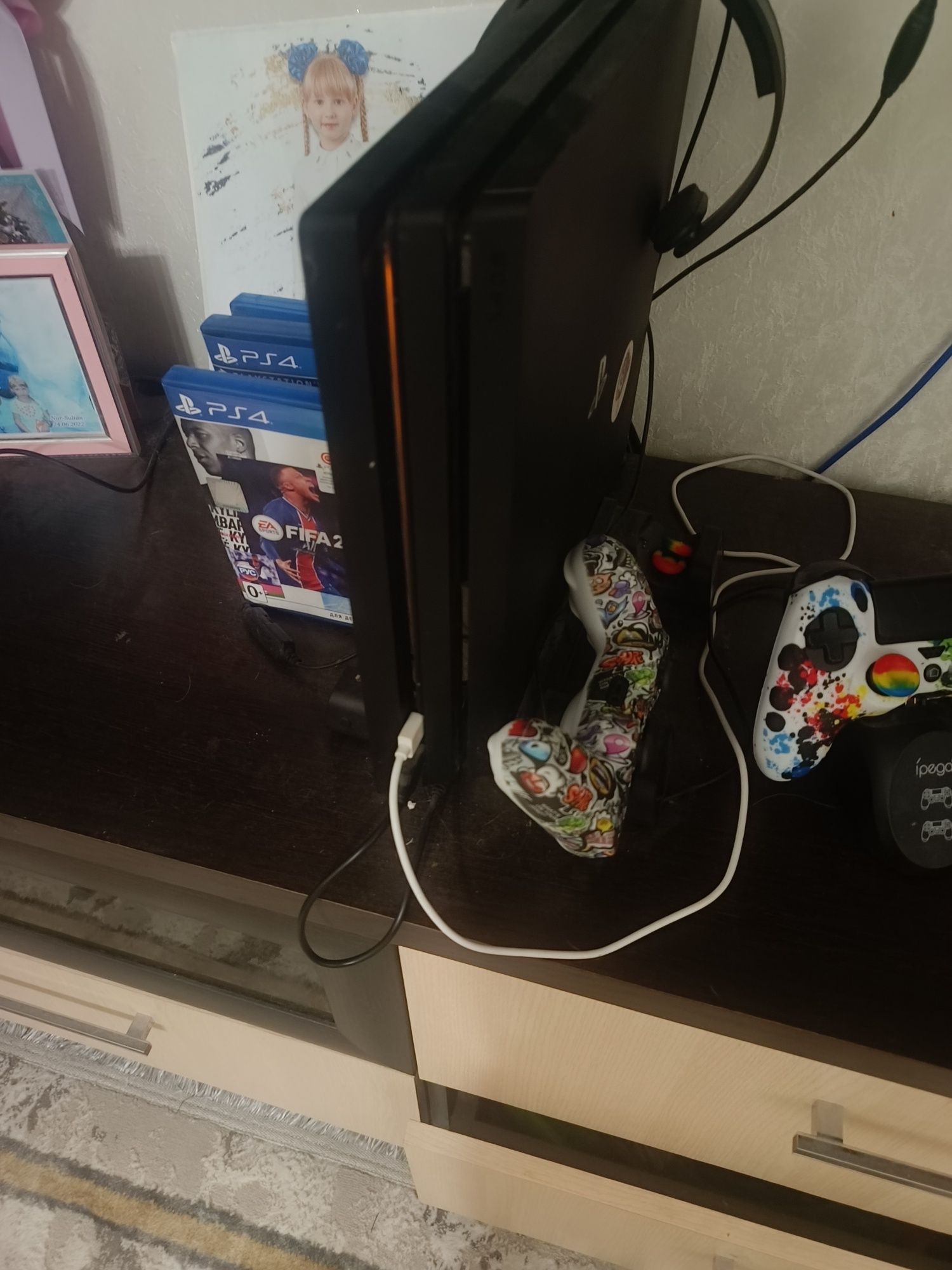 Play station 4 pro