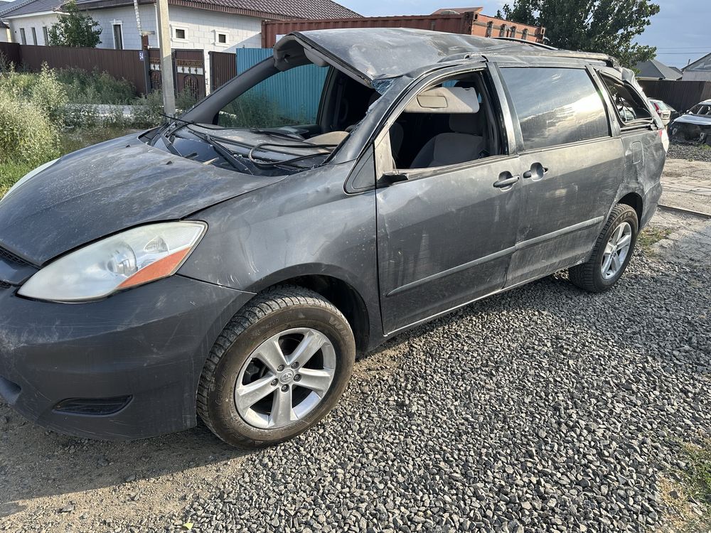 Авто на разбор тойота сиена