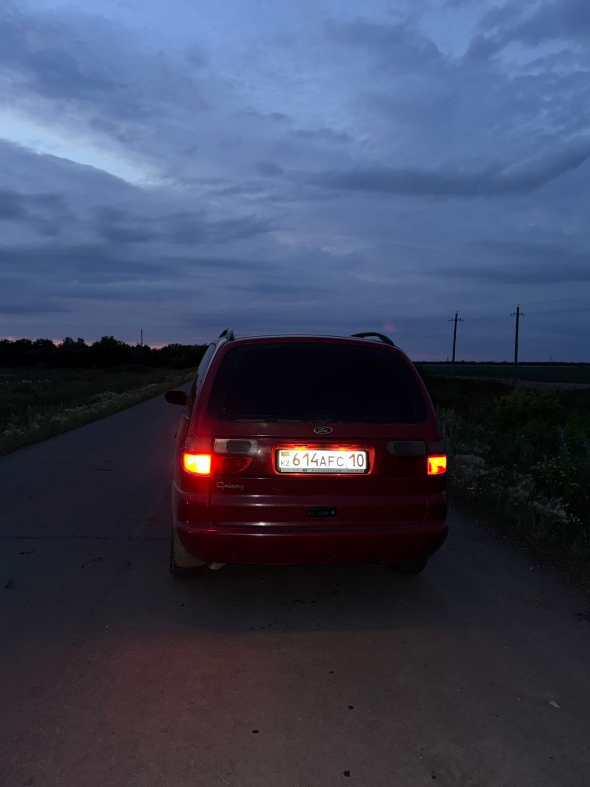 Минивэн форд гелакси
