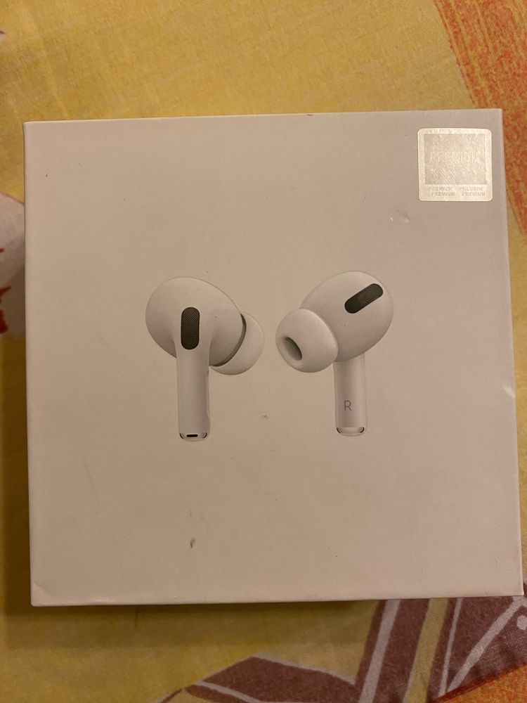 беспроводные наушники airpods
