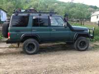 Продам машину Toyota Land Cruiser Prado