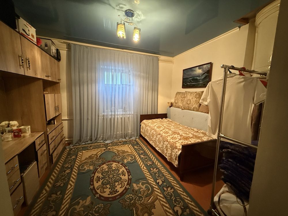 Продается дом в центре Аксукента
