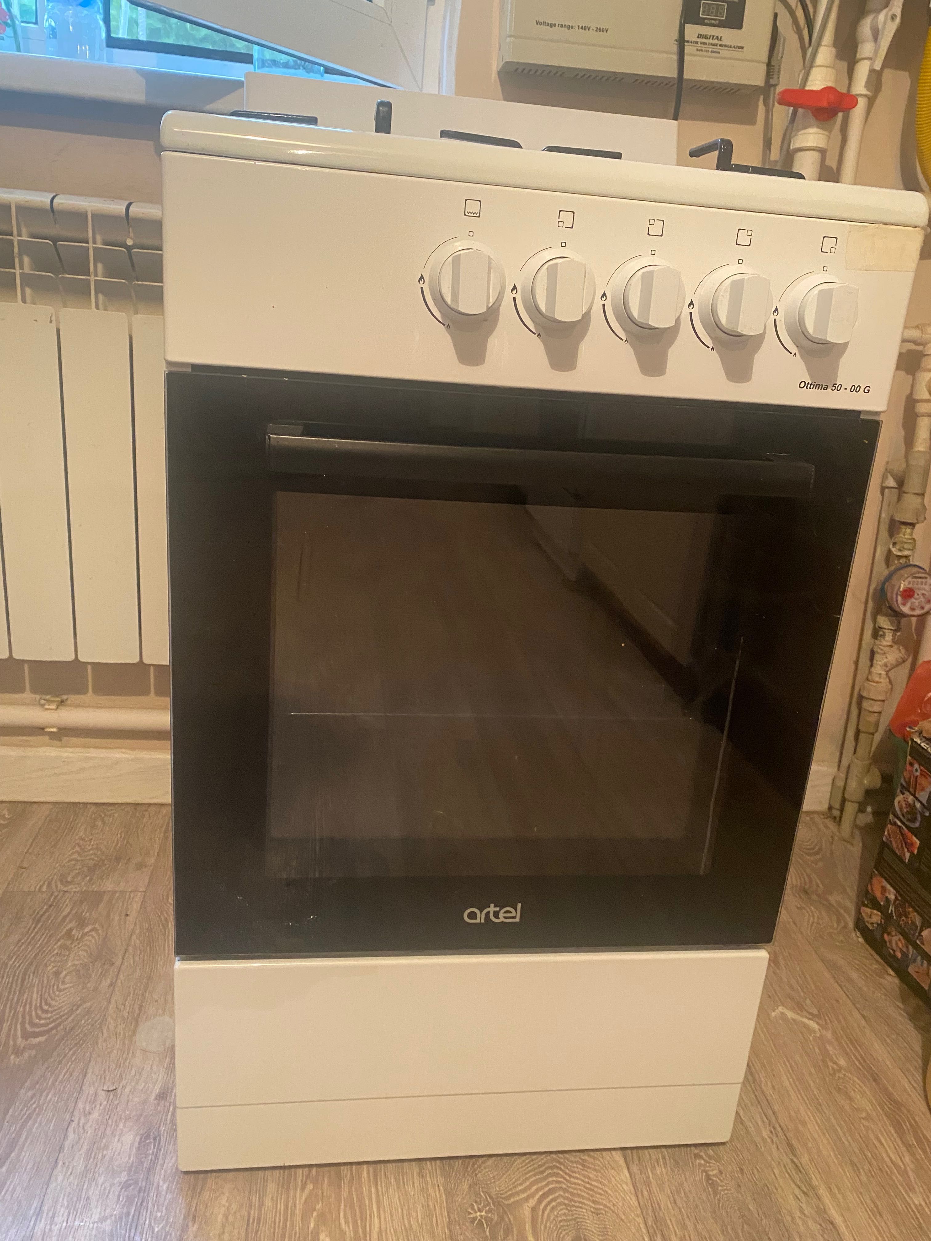 Продам газовую плиту