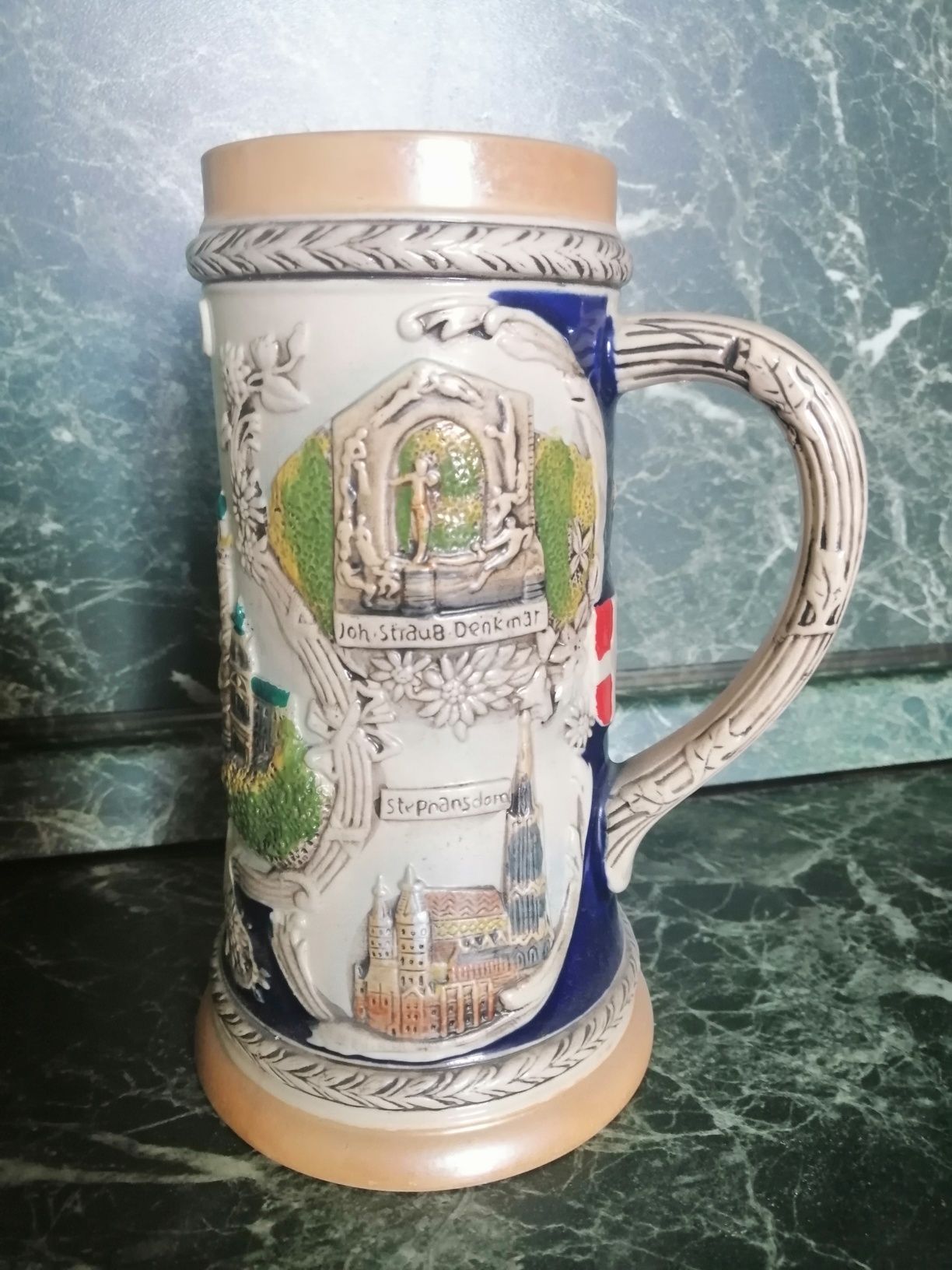 Пивная керамическая кружка