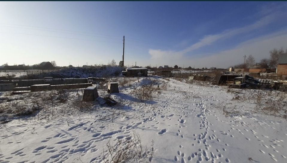Продам дачу в Ахмирово. Есть фундамент под постройку дома